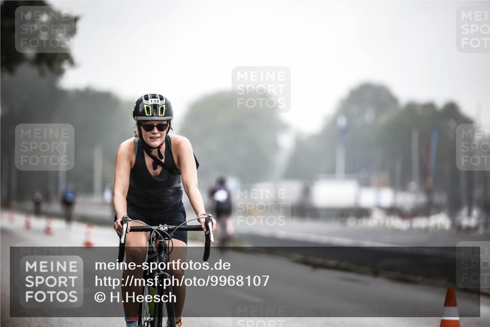 16.08.2026 - KN Förde Triathlon 2026 H.Heesch http://msf.ph/oto/9968107 16.08.2026 09:41:30 Radfahren 102, 122, 132, 137, 235 meine-sportfotos.de