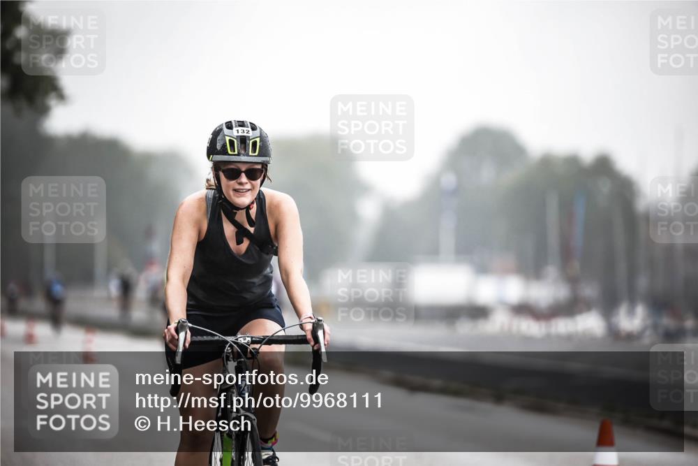 16.08.2026 - KN Förde Triathlon 2026 H.Heesch http://msf.ph/oto/9968111 16.08.2026 09:41:30 Radfahren 102, 122, 132, 137, 235 meine-sportfotos.de