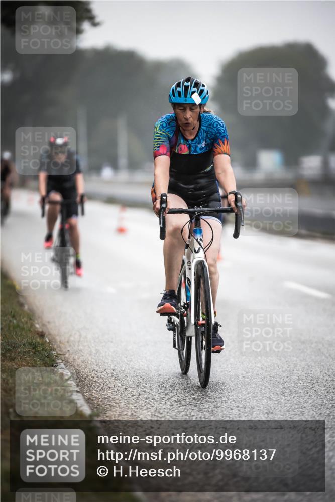 16.08.2026 - KN Förde Triathlon 2026 H.Heesch http://msf.ph/oto/9968137 16.08.2026 09:41:42 Radfahren 117, 118, 126, 129, 130, 171, 229 meine-sportfotos.de
