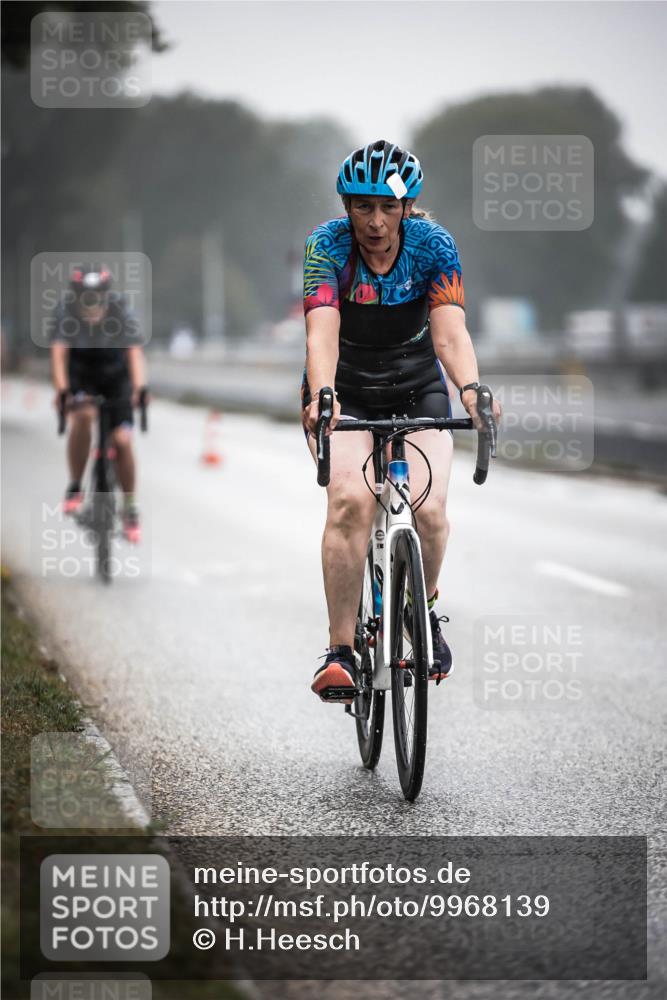 16.08.2026 - KN Förde Triathlon 2026 H.Heesch http://msf.ph/oto/9968139 16.08.2026 09:41:42 Radfahren 117, 118, 126, 129, 130, 171, 229 meine-sportfotos.de