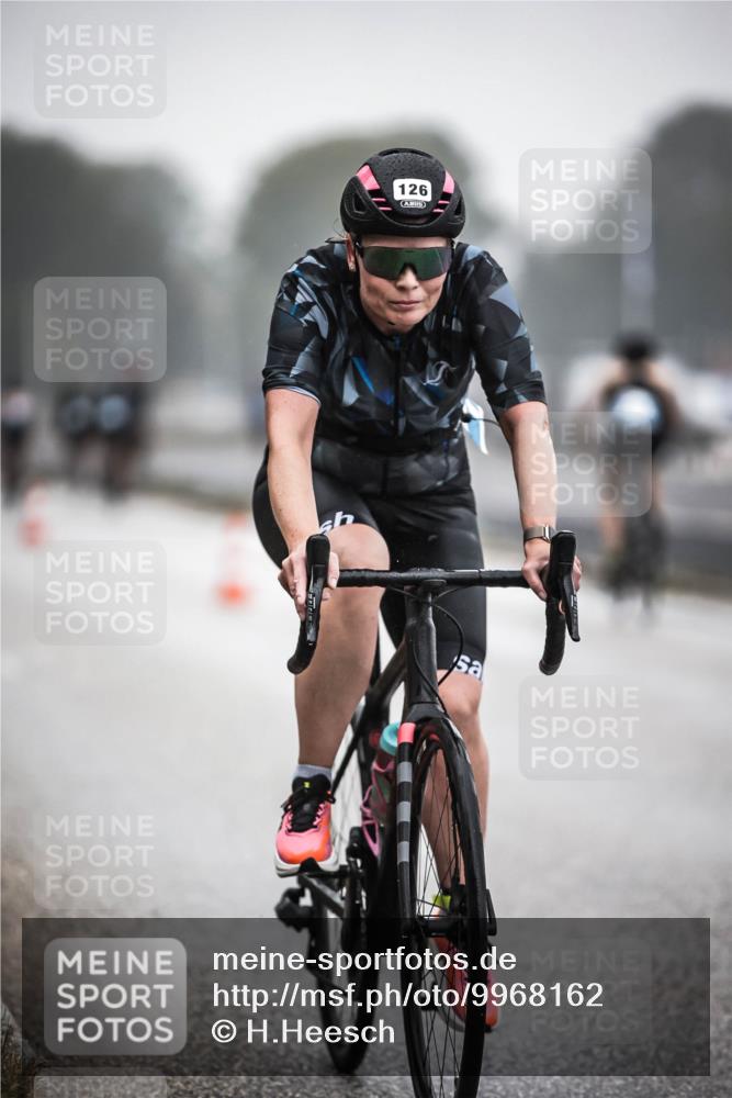 16.08.2026 - KN Förde Triathlon 2026 H.Heesch http://msf.ph/oto/9968162 16.08.2026 09:41:44 Radfahren 107, 117, 118, 126, 129, 171, 180, 211 meine-sportfotos.de