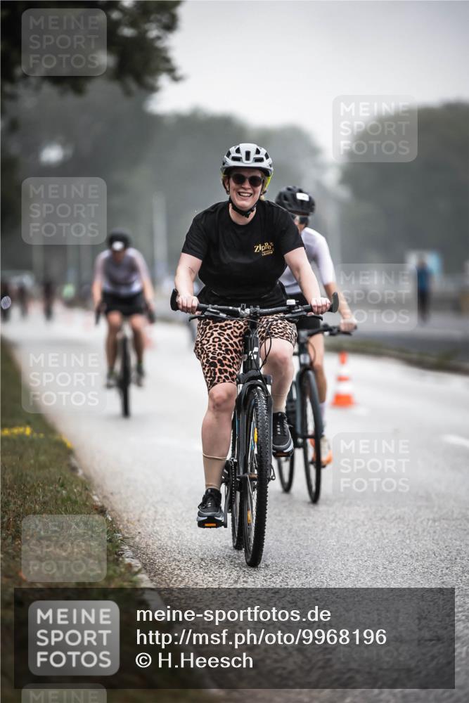 16.08.2026 - KN Förde Triathlon 2026 H.Heesch http://msf.ph/oto/9968196 16.08.2026 09:41:51 Radfahren 107, 128, 180, 181, 194, 211, 239, 245 meine-sportfotos.de