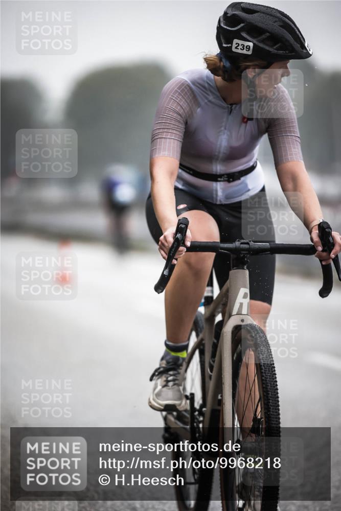 16.08.2026 - KN Förde Triathlon 2026 H.Heesch http://msf.ph/oto/9968218 16.08.2026 09:41:54 Radfahren 128, 194, 239, 245 meine-sportfotos.de