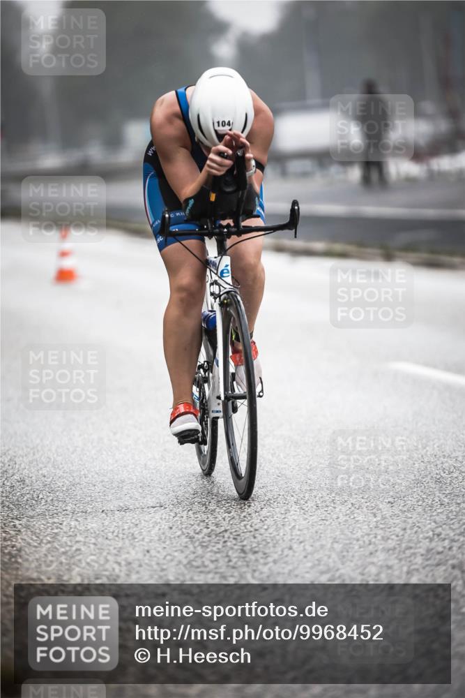 16.08.2026 - KN Förde Triathlon 2026 H.Heesch http://msf.ph/oto/9968452 16.08.2026 09:43:09 Radfahren 140, 158, 162, 223 meine-sportfotos.de