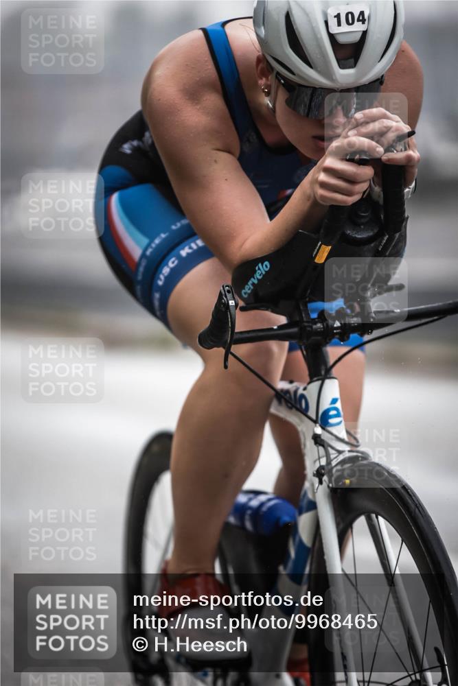 16.08.2026 - KN Förde Triathlon 2026 H.Heesch http://msf.ph/oto/9968465 16.08.2026 09:43:10 Radfahren 158, 162 meine-sportfotos.de