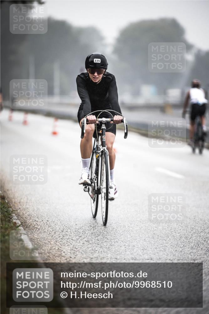 16.08.2026 - KN Förde Triathlon 2026 H.Heesch http://msf.ph/oto/9968510 16.08.2026 09:44:13 Radfahren 130, 131, 235, 245, 251, 805 meine-sportfotos.de