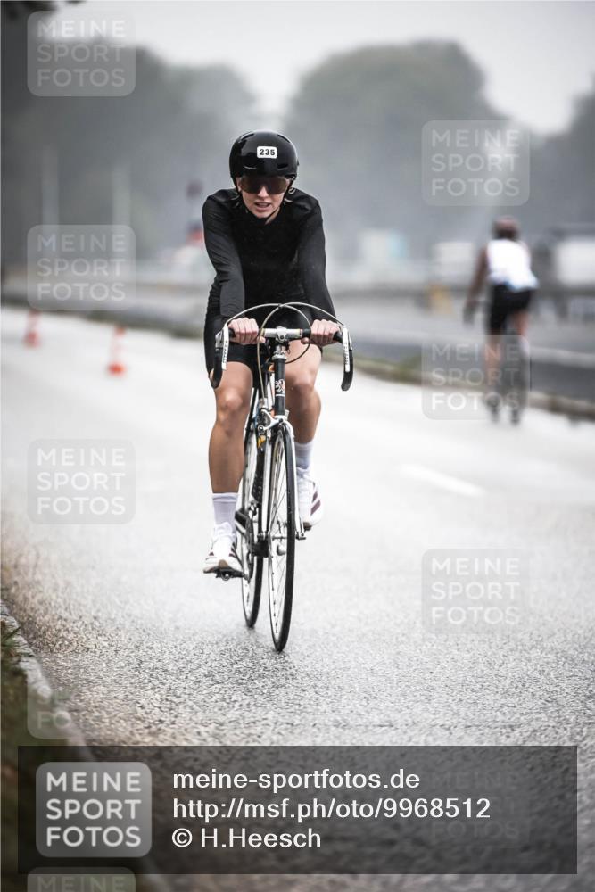 16.08.2026 - KN Förde Triathlon 2026 H.Heesch http://msf.ph/oto/9968512 16.08.2026 09:44:13 Radfahren 130, 131, 235, 245, 251, 805 meine-sportfotos.de