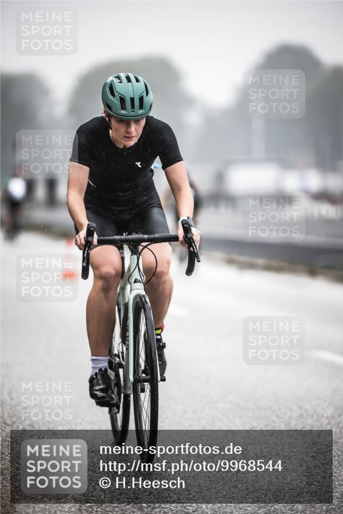 16.08.2026 - KN Förde Triathlon 2026 H.Heesch http://msf.ph/oto/9968544 16.08.2026 09:44:17 Radfahren 129, 131, 137, 235, 245, 805 meine-sportfotos.de