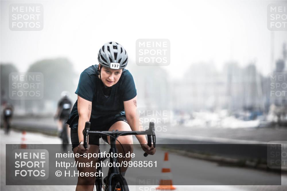 16.08.2026 - KN Förde Triathlon 2026 H.Heesch http://msf.ph/oto/9968561 16.08.2026 09:44:22 Radfahren 105, 129, 137, 170, 229 meine-sportfotos.de