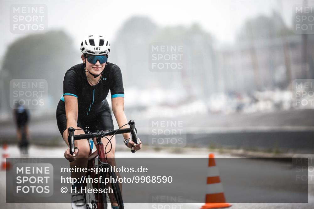 16.08.2026 - KN Förde Triathlon 2026 H.Heesch http://msf.ph/oto/9968590 16.08.2026 09:44:31 Radfahren 107, 213 meine-sportfotos.de