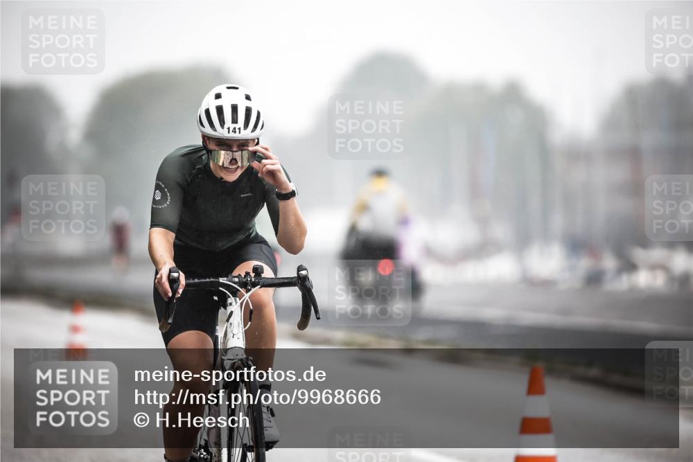 16.08.2026 - KN Förde Triathlon 2026 H.Heesch http://msf.ph/oto/9968666 16.08.2026 09:45:06 Radfahren 141, 246 meine-sportfotos.de
