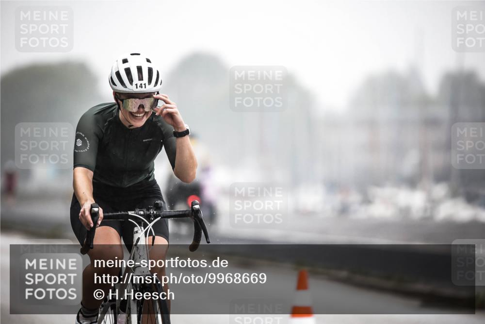 16.08.2026 - KN Förde Triathlon 2026 H.Heesch http://msf.ph/oto/9968669 16.08.2026 09:45:06 Radfahren 141, 246 meine-sportfotos.de