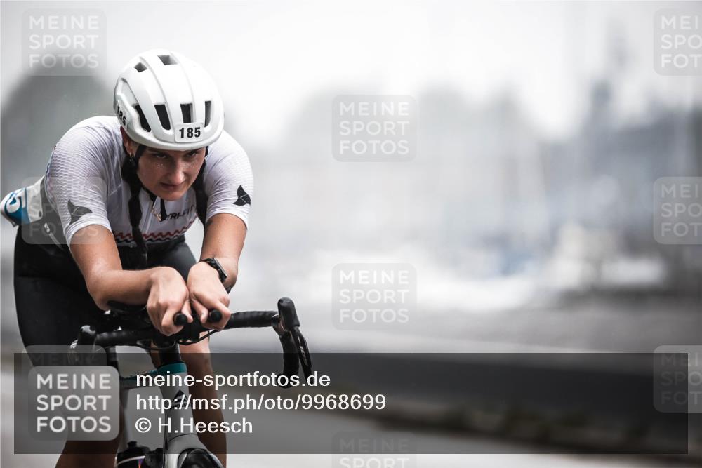16.08.2026 - KN Förde Triathlon 2026 H.Heesch http://msf.ph/oto/9968699 16.08.2026 09:45:16 Radfahren 185, 188 meine-sportfotos.de