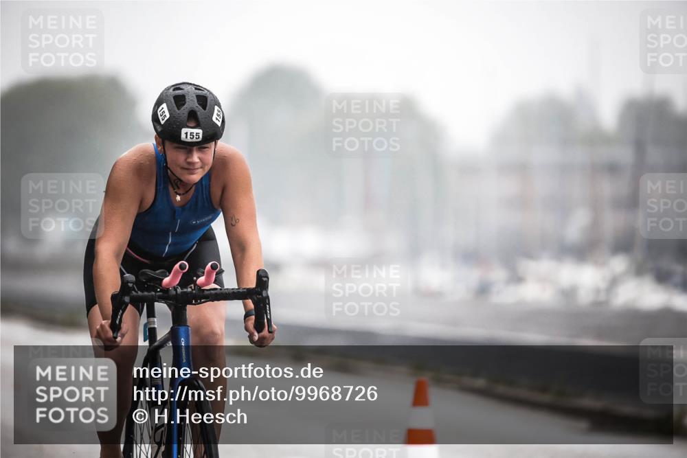16.08.2026 - KN Förde Triathlon 2026 H.Heesch http://msf.ph/oto/9968726 16.08.2026 09:45:24 Radfahren 120, 155, 188, 238, 252 meine-sportfotos.de
