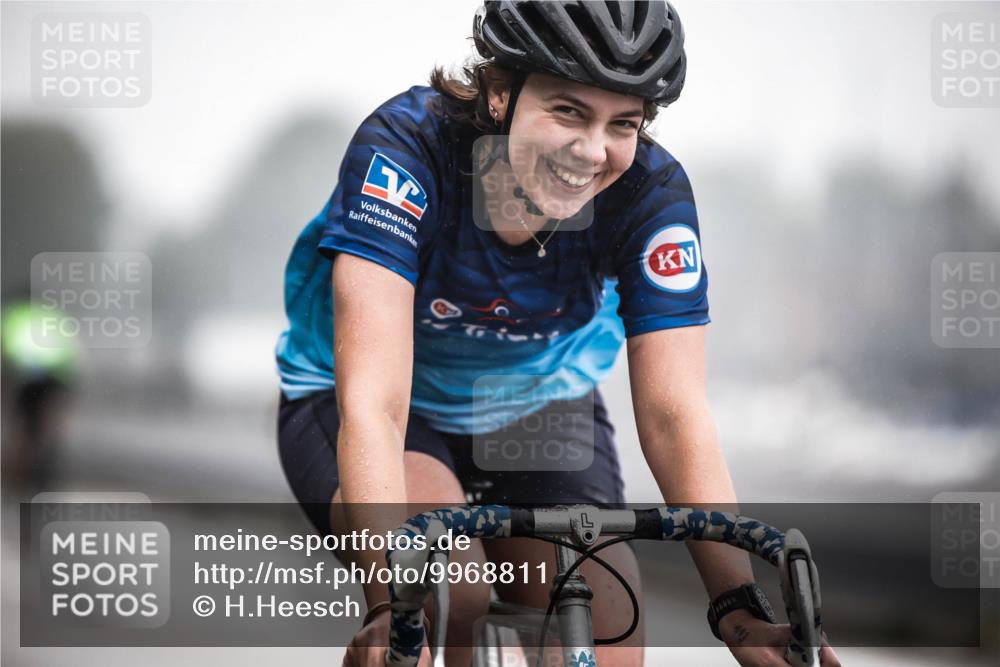 16.08.2026 - KN Förde Triathlon 2026 H.Heesch http://msf.ph/oto/9968811 16.08.2026 09:45:40 Radfahren 114, 143, 145, 147, 153, 182, 250 meine-sportfotos.de
