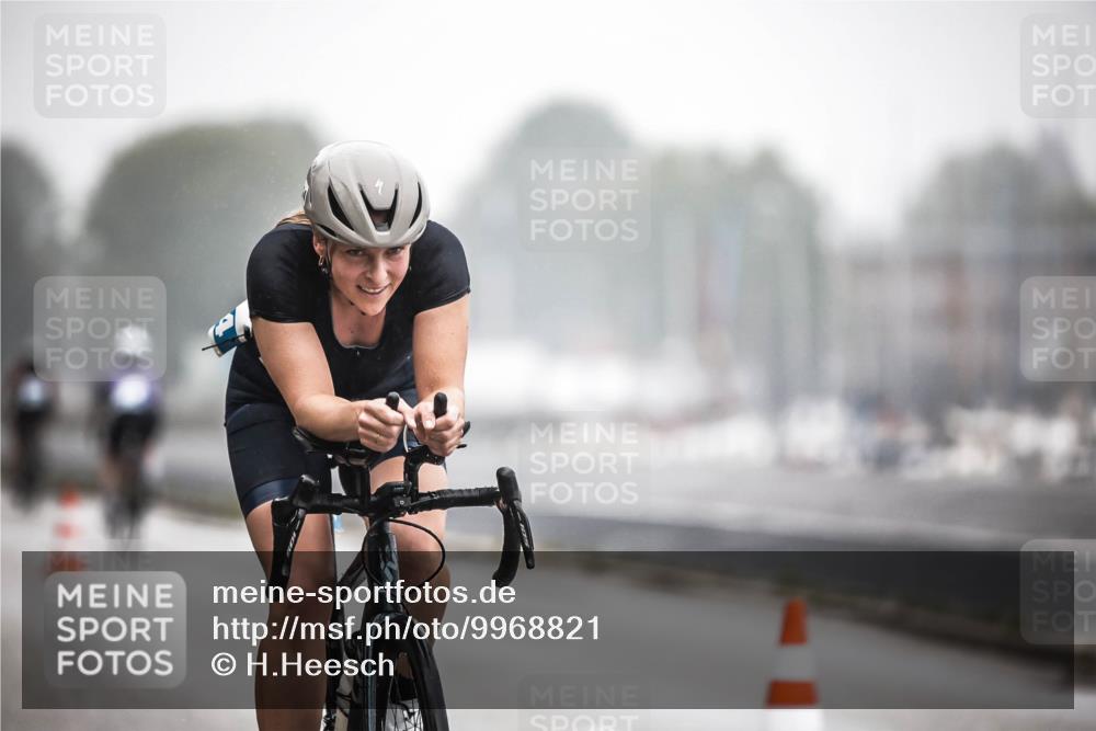 16.08.2026 - KN Förde Triathlon 2026 H.Heesch http://msf.ph/oto/9968821 16.08.2026 09:45:42 Radfahren 114, 143, 145, 147, 153, 162, 222, 250 meine-sportfotos.de