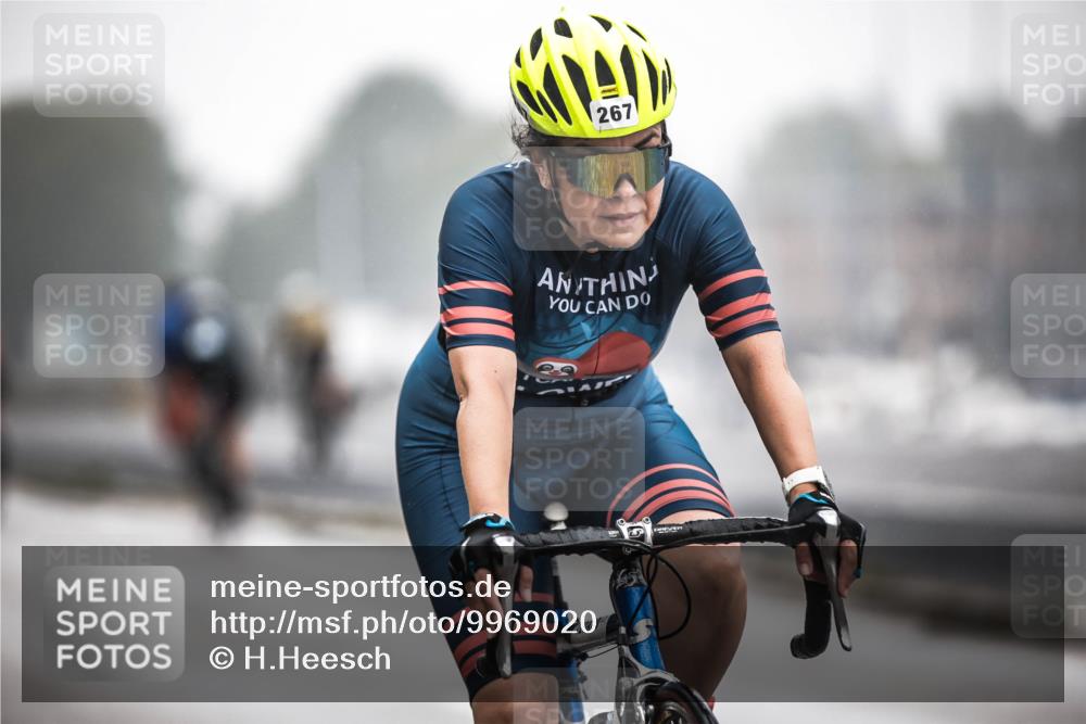 16.08.2026 - KN Förde Triathlon 2026 H.Heesch http://msf.ph/oto/9969020 16.08.2026 09:46:40 Radfahren 244, 247, 267 meine-sportfotos.de