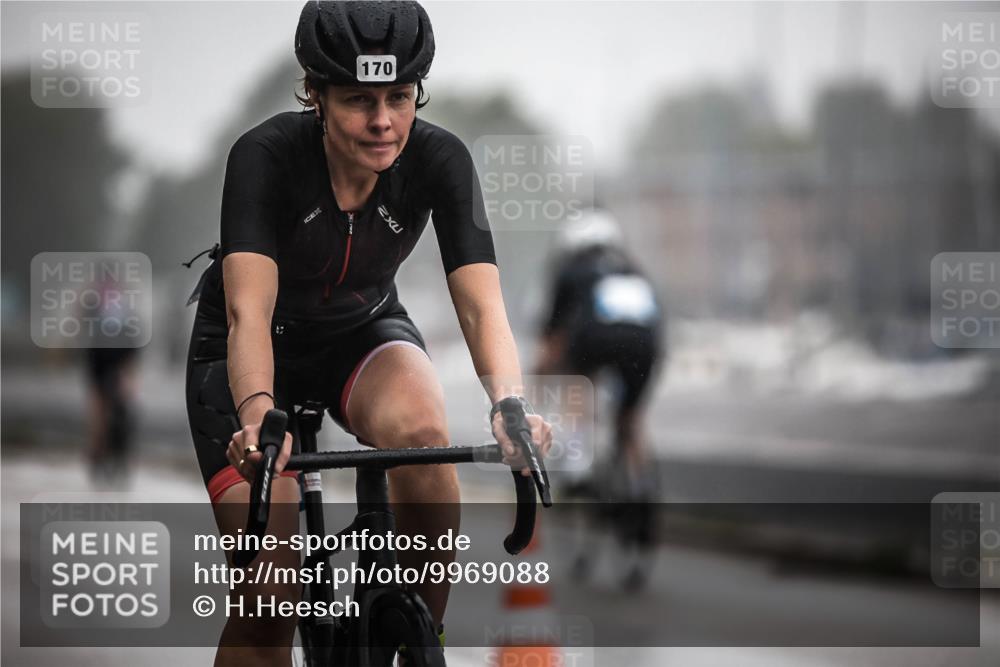 16.08.2026 - KN Förde Triathlon 2026 H.Heesch http://msf.ph/oto/9969088 16.08.2026 09:46:58 Radfahren 131, 161, 166, 170, 178, 192, 805 meine-sportfotos.de