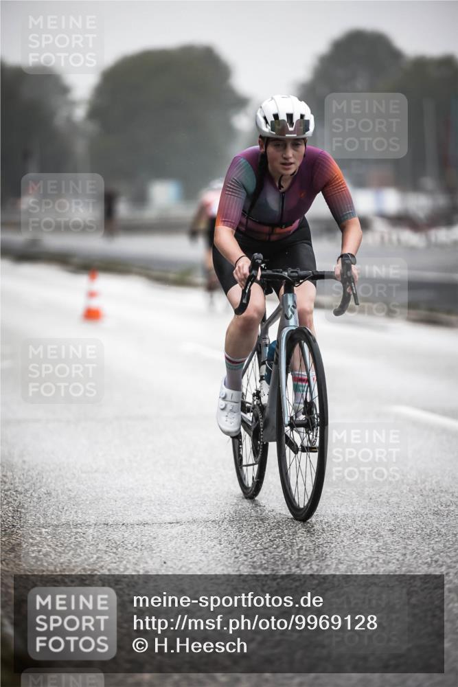 16.08.2026 - KN Förde Triathlon 2026 H.Heesch http://msf.ph/oto/9969128 16.08.2026 09:47:25 Radfahren 138, 228, 248, 254 meine-sportfotos.de