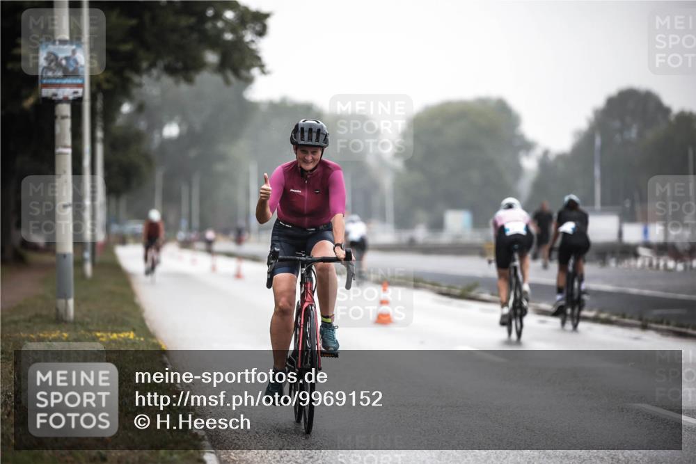 16.08.2026 - KN Förde Triathlon 2026 H.Heesch http://msf.ph/oto/9969152 16.08.2026 09:47:38 Radfahren 123, 146, 174, 261, 263 meine-sportfotos.de