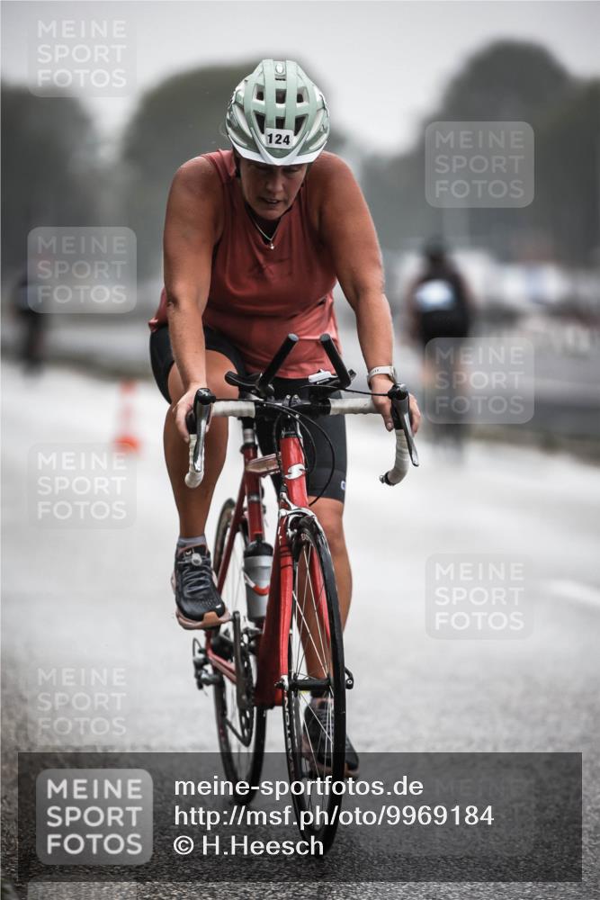 16.08.2026 - KN Förde Triathlon 2026 H.Heesch http://msf.ph/oto/9969184 16.08.2026 09:47:46 Radfahren 113, 123, 124 meine-sportfotos.de