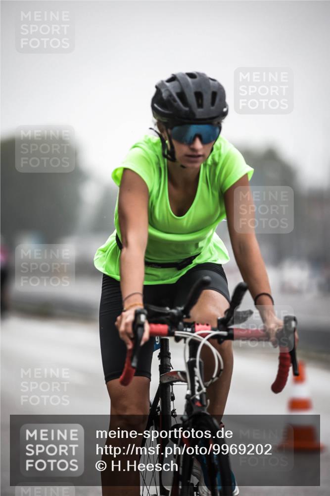 16.08.2026 - KN Förde Triathlon 2026 H.Heesch http://msf.ph/oto/9969202 16.08.2026 09:48:08 Radfahren 103, 110, 142, 197, 537 meine-sportfotos.de