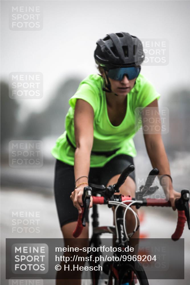 16.08.2026 - KN Förde Triathlon 2026 H.Heesch http://msf.ph/oto/9969204 16.08.2026 09:48:08 Radfahren 103, 110, 142, 197, 537 meine-sportfotos.de