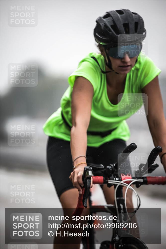 16.08.2026 - KN Förde Triathlon 2026 H.Heesch http://msf.ph/oto/9969206 16.08.2026 09:48:08 Radfahren 103, 110, 142, 197, 537 meine-sportfotos.de