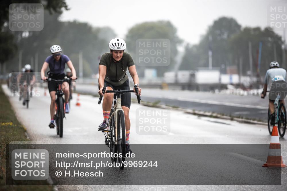 16.08.2026 - KN Förde Triathlon 2026 H.Heesch http://msf.ph/oto/9969244 16.08.2026 09:48:27 Radfahren 145, 153, 168, 195, 238, 252 meine-sportfotos.de