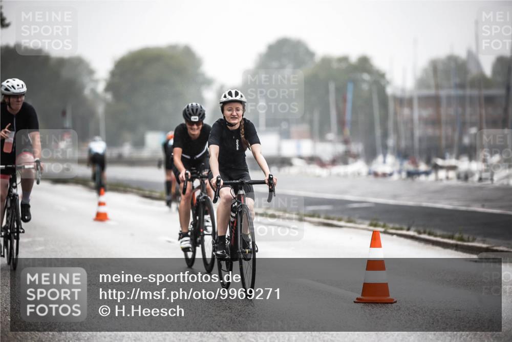 16.08.2026 - KN Förde Triathlon 2026 H.Heesch http://msf.ph/oto/9969271 16.08.2026 09:48:31 Radfahren 145, 153, 168, 195, 238, 243, 250, 252 meine-sportfotos.de