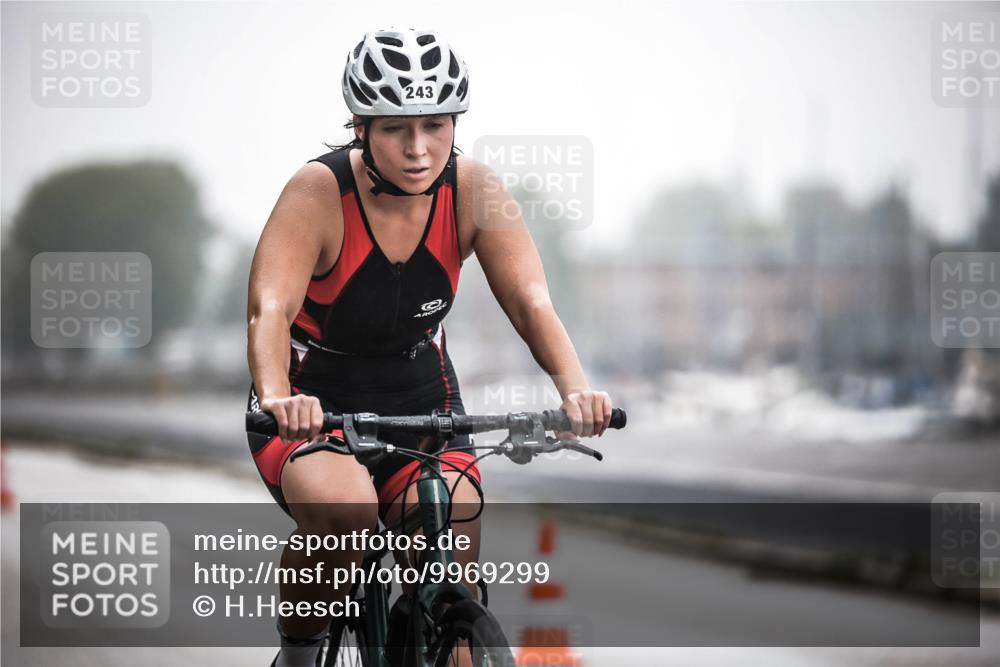 16.08.2026 - KN Förde Triathlon 2026 H.Heesch http://msf.ph/oto/9969299 16.08.2026 09:48:34 Radfahren 153, 168, 175, 188, 195, 225, 230, 243, 250 meine-sportfotos.de