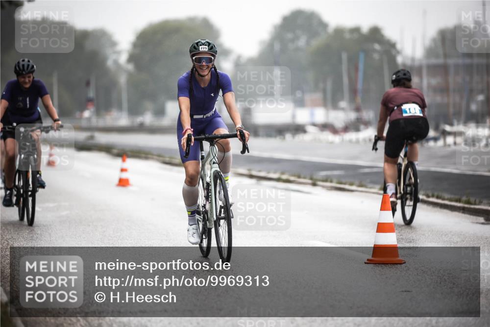 16.08.2026 - KN Förde Triathlon 2026 H.Heesch http://msf.ph/oto/9969313 16.08.2026 09:48:37 Radfahren 172, 175, 188, 225, 230, 243 meine-sportfotos.de