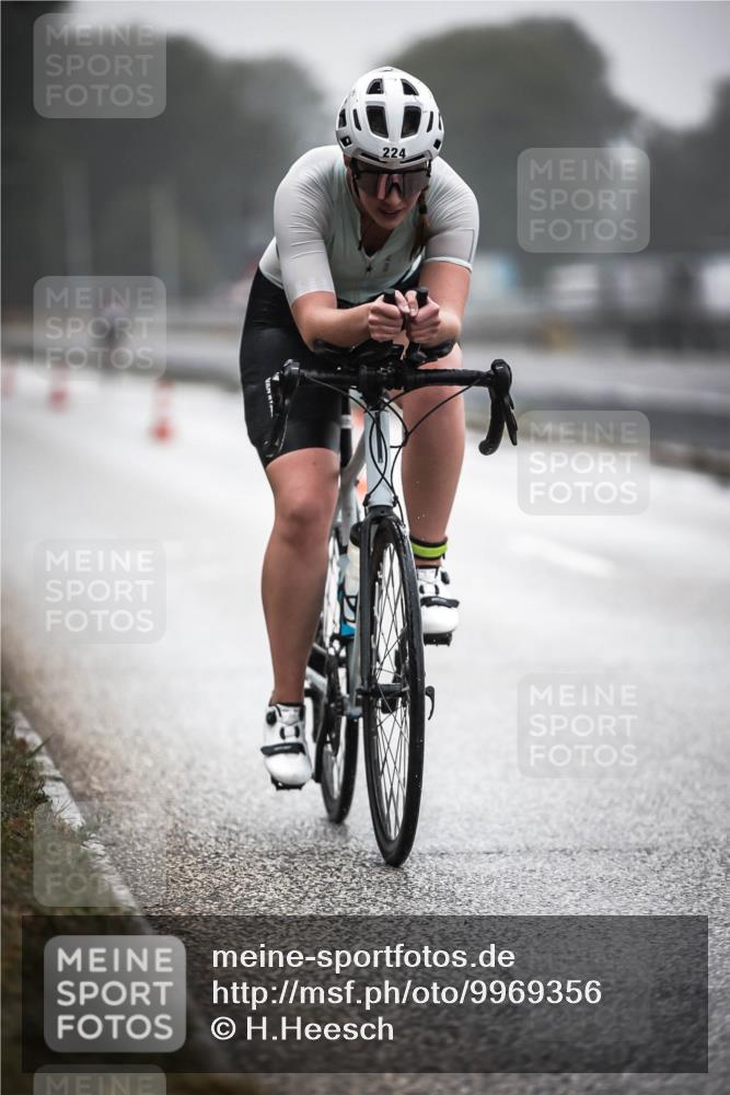 16.08.2026 - KN Förde Triathlon 2026 H.Heesch http://msf.ph/oto/9969356 16.08.2026 09:48:46 Radfahren 200, 201, 224 meine-sportfotos.de