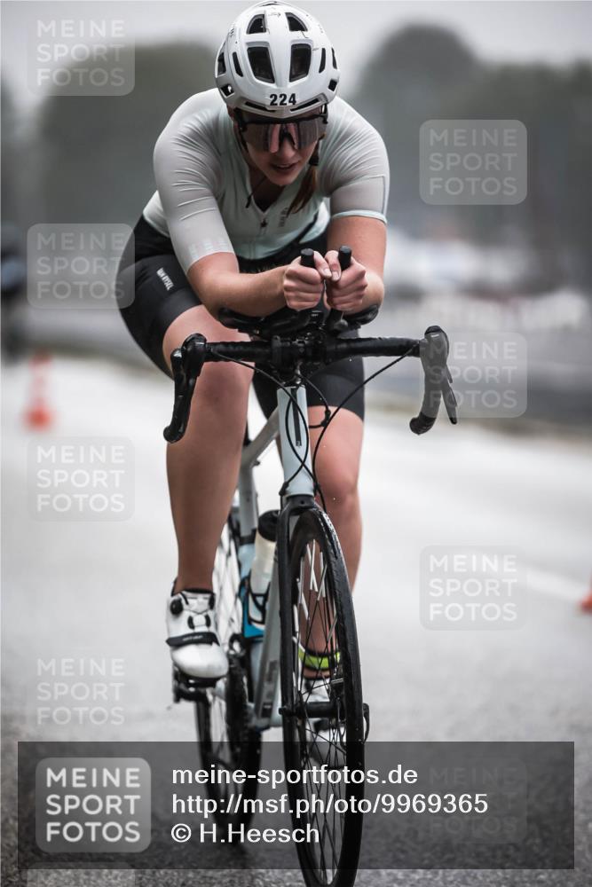 16.08.2026 - KN Förde Triathlon 2026 H.Heesch http://msf.ph/oto/9969365 16.08.2026 09:48:47 Radfahren 200, 201, 224 meine-sportfotos.de