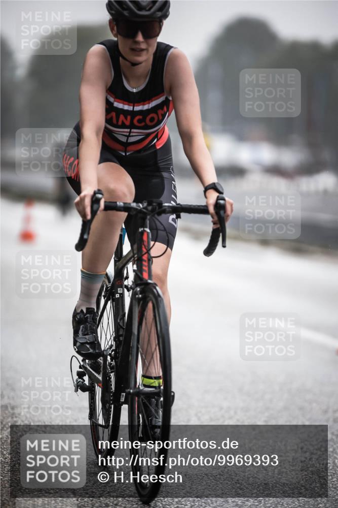 16.08.2026 - KN Förde Triathlon 2026 H.Heesch http://msf.ph/oto/9969393 16.08.2026 09:49:06 Radfahren 169, 190, 198 meine-sportfotos.de