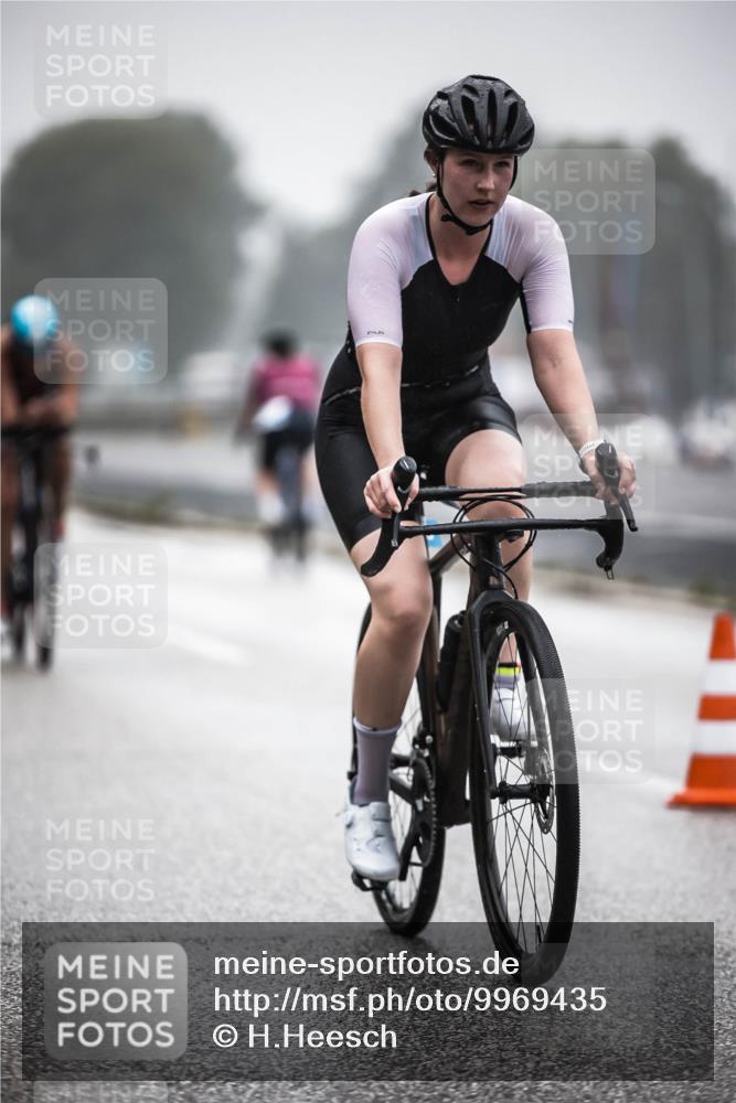 16.08.2026 - KN Förde Triathlon 2026 H.Heesch http://msf.ph/oto/9969435 16.08.2026 09:49:29 Radfahren 118, 161, 164, 178, 187, 189, 192, 253, 255 meine-sportfotos.de