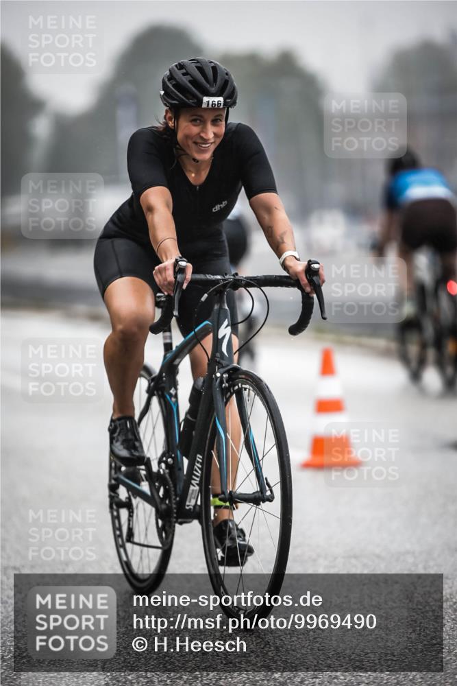 16.08.2026 - KN Förde Triathlon 2026 H.Heesch http://msf.ph/oto/9969490 16.08.2026 09:49:39 Radfahren 122, 159, 163, 166, 191, 265 meine-sportfotos.de