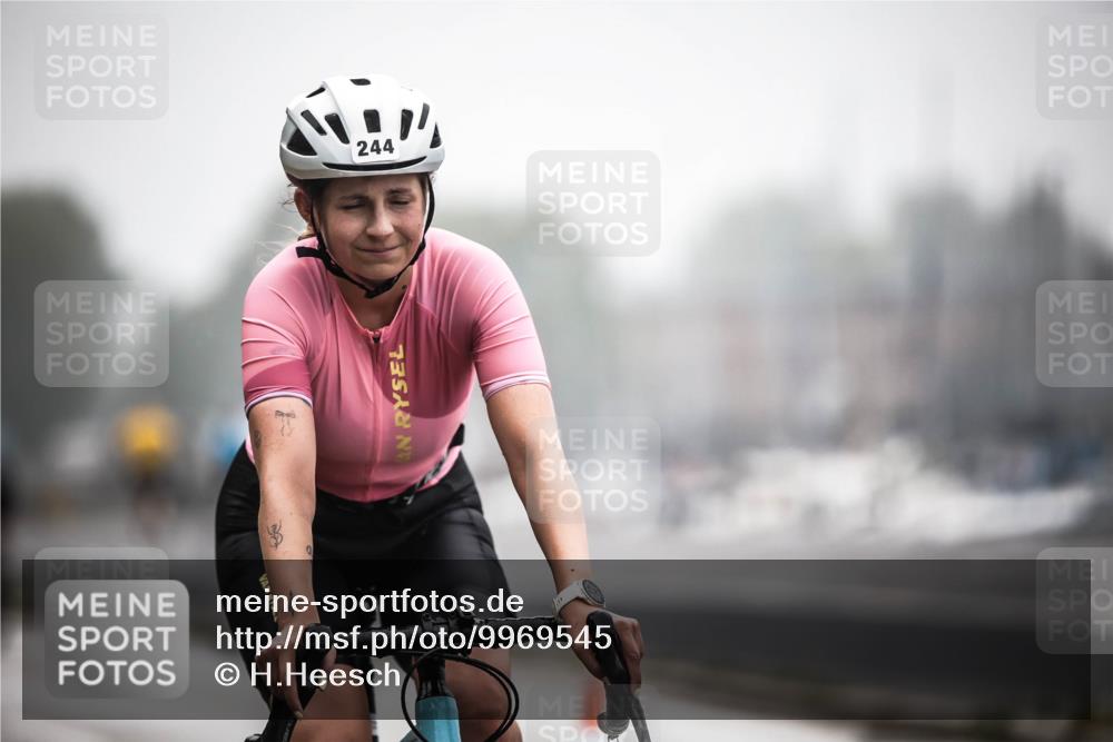16.08.2026 - KN Förde Triathlon 2026 H.Heesch http://msf.ph/oto/9969545 16.08.2026 09:49:55 Radfahren 117, 186, 236, 244 meine-sportfotos.de