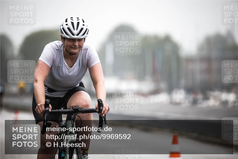 16.08.2026 - KN Förde Triathlon 2026 H.Heesch http://msf.ph/oto/9969592 16.08.2026 09:50:11 Radfahren 138, 242 meine-sportfotos.de