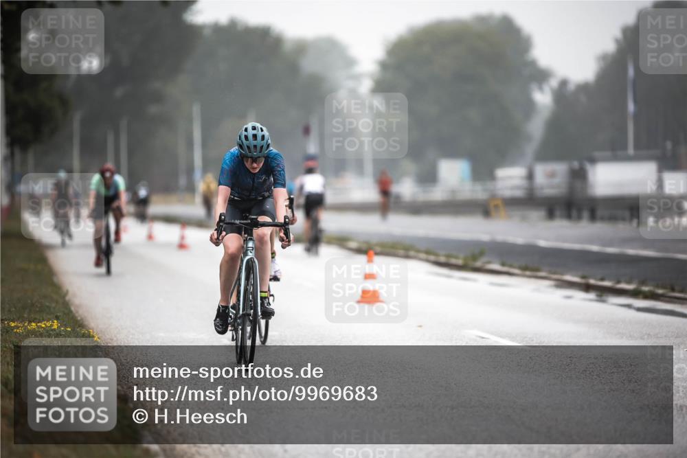 16.08.2026 - KN Förde Triathlon 2026 H.Heesch http://msf.ph/oto/9969683 16.08.2026 09:50:32 Radfahren 123, 171, 233, 234, 263 meine-sportfotos.de