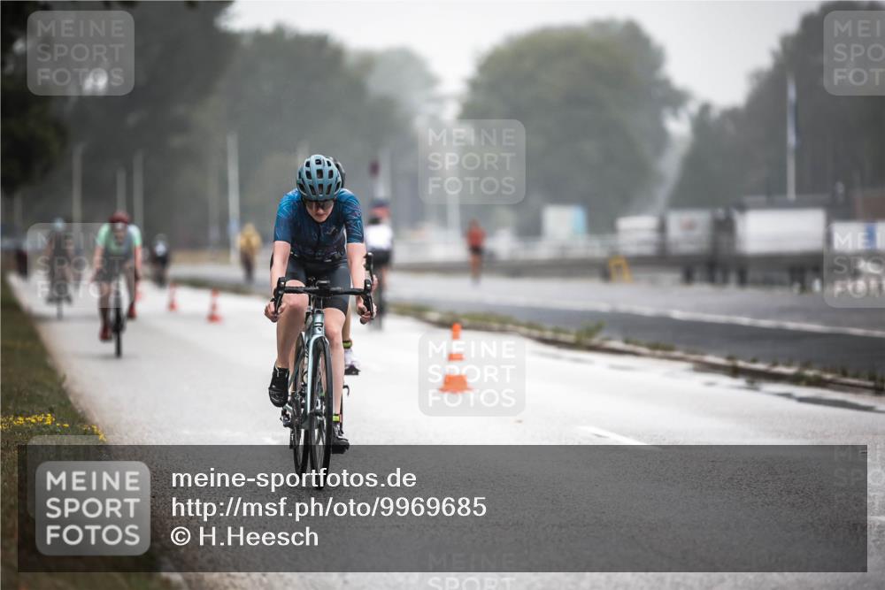 16.08.2026 - KN Förde Triathlon 2026 H.Heesch http://msf.ph/oto/9969685 16.08.2026 09:50:32 Radfahren 123, 171, 233, 234, 263 meine-sportfotos.de