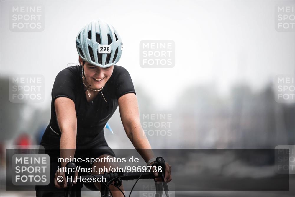 16.08.2026 - KN Förde Triathlon 2026 H.Heesch http://msf.ph/oto/9969738 16.08.2026 09:50:42 Radfahren 126, 148, 211, 217, 228 meine-sportfotos.de