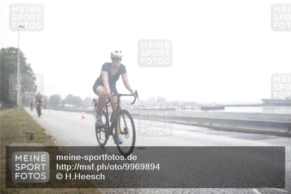 16.08.2026 - KN Förde Triathlon 2026 H.Heesch http://msf.ph/oto/9969894 16.08.2026 09:41:51 Radfahren 107, 128, 180, 181, 194, 211, 239, 245 meine-sportfotos.de