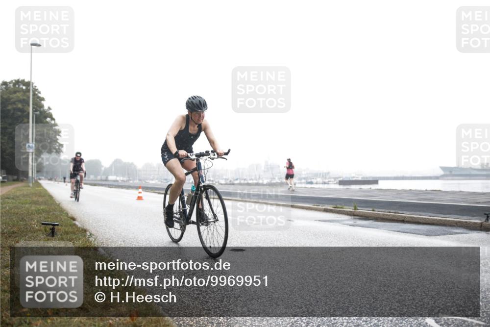 16.08.2026 - KN Förde Triathlon 2026 H.Heesch http://msf.ph/oto/9969951 16.08.2026 09:44:36 Radfahren 205, 213, 254 meine-sportfotos.de