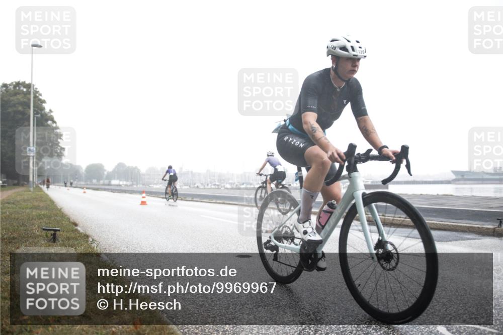 16.08.2026 - KN Förde Triathlon 2026 H.Heesch http://msf.ph/oto/9969967 16.08.2026 09:45:27 Radfahren 120, 154, 155, 238, 243 meine-sportfotos.de