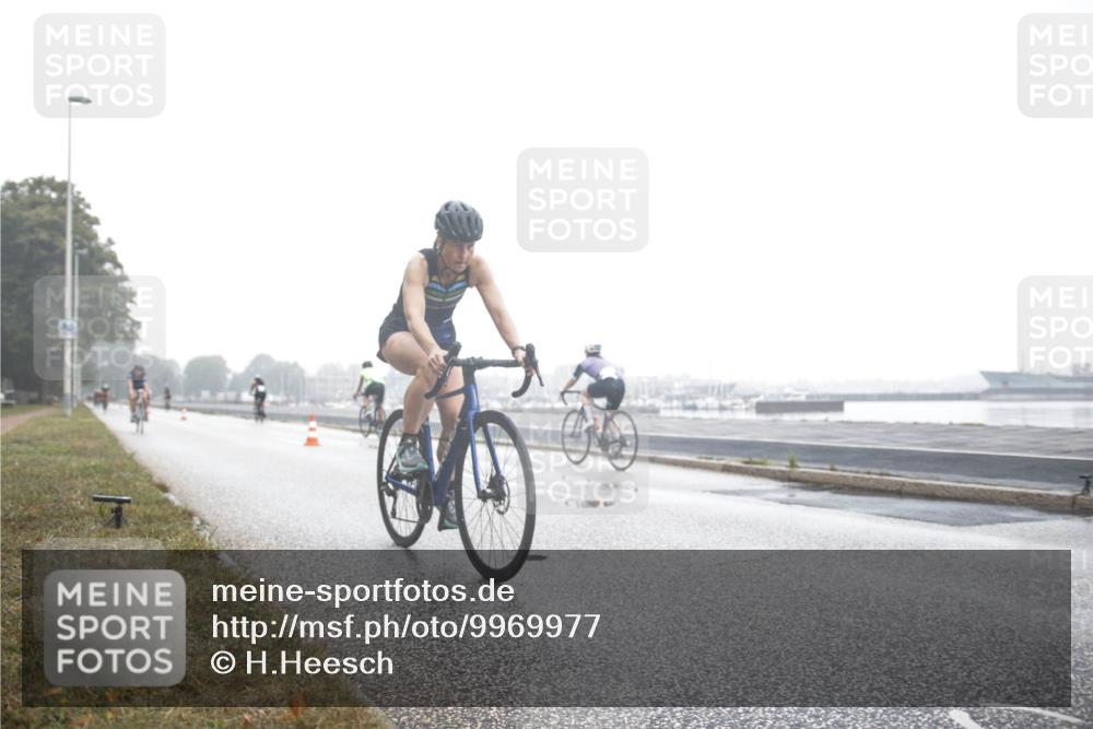 16.08.2026 - KN Förde Triathlon 2026 H.Heesch http://msf.ph/oto/9969977 16.08.2026 09:45:38 Radfahren 114, 143, 145, 182, 250 meine-sportfotos.de