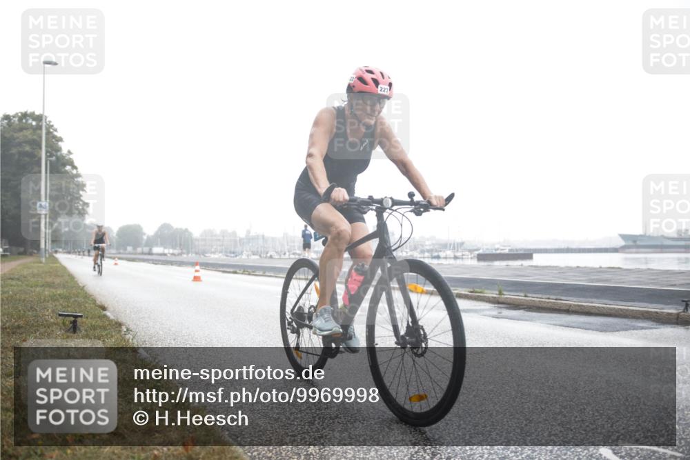 16.08.2026 - KN Förde Triathlon 2026 H.Heesch http://msf.ph/oto/9969998 16.08.2026 09:46:02 Radfahren 175, 195, 219, 223 meine-sportfotos.de