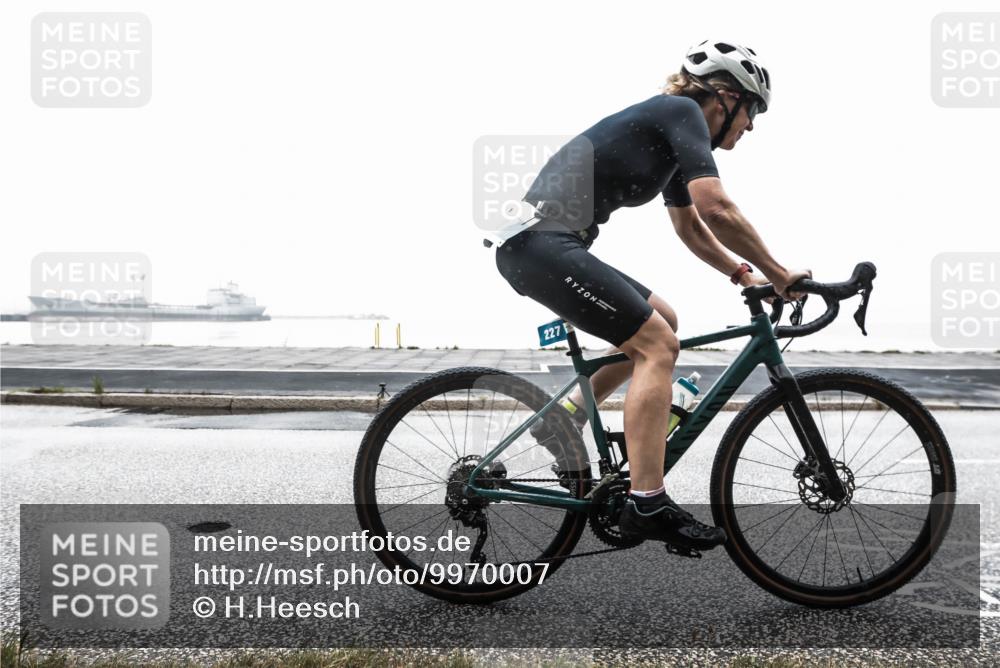 16.08.2026 - KN Förde Triathlon 2026 H.Heesch http://msf.ph/oto/9970007 16.08.2026 09:51:52 Radfahren 184, 227, 232, 245 meine-sportfotos.de