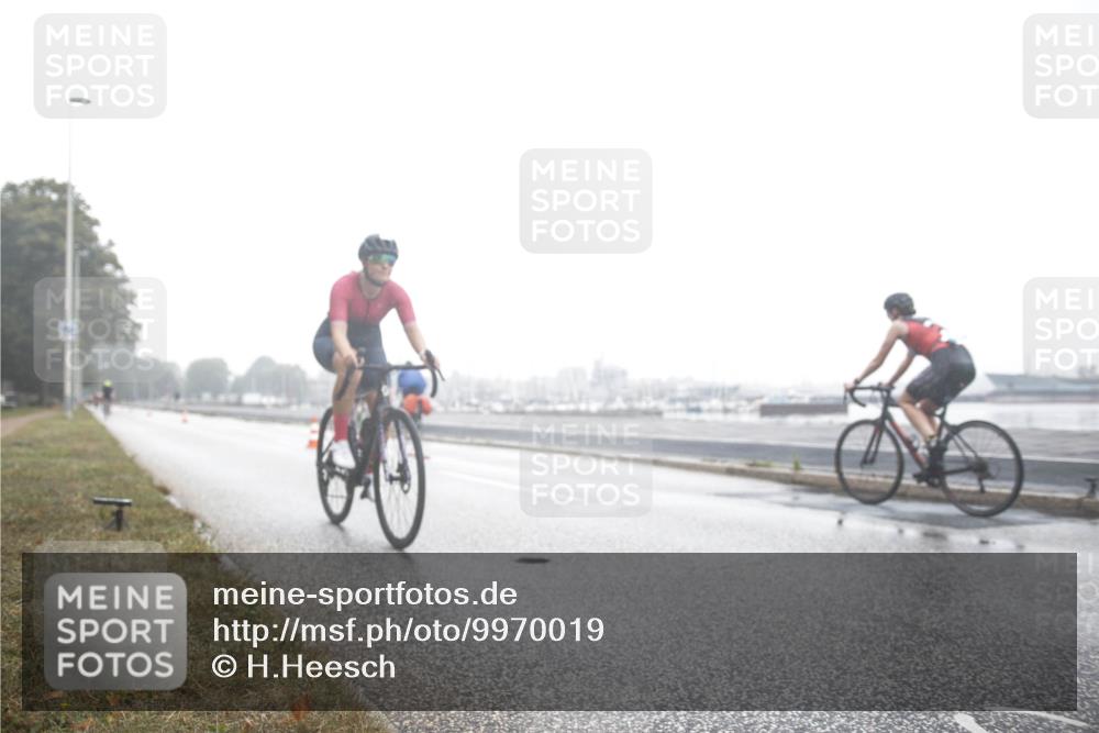 16.08.2026 - KN Förde Triathlon 2026 H.Heesch http://msf.ph/oto/9970019 16.08.2026 09:46:35 Radfahren 109, 198, 202, 216, 244, 267 meine-sportfotos.de