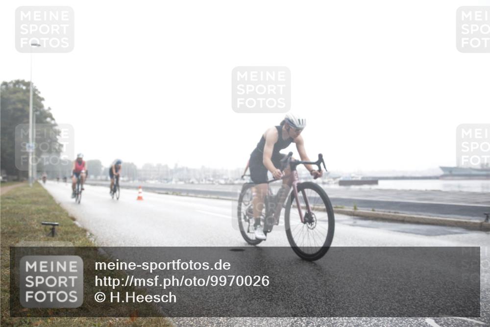 16.08.2026 - KN Förde Triathlon 2026 H.Heesch http://msf.ph/oto/9970026 16.08.2026 09:46:45 Radfahren 215, 236, 247, 265 meine-sportfotos.de